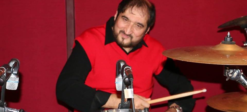 Nadeem Saifi playing state of the art orchestra drums Nadeem Saifi playing state of the art orchestra drums